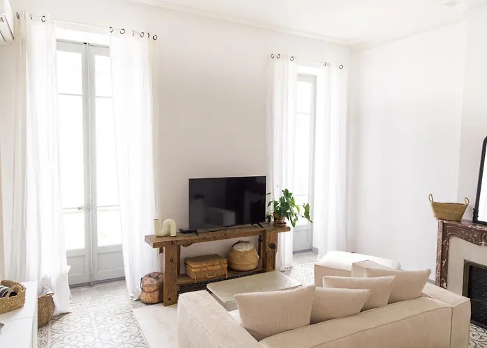 Chez Suzy דירה נים